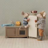 Maileg - Kühlschrank – Maus Puppenhaus • Creme - Spielzeug - ROSA ECK