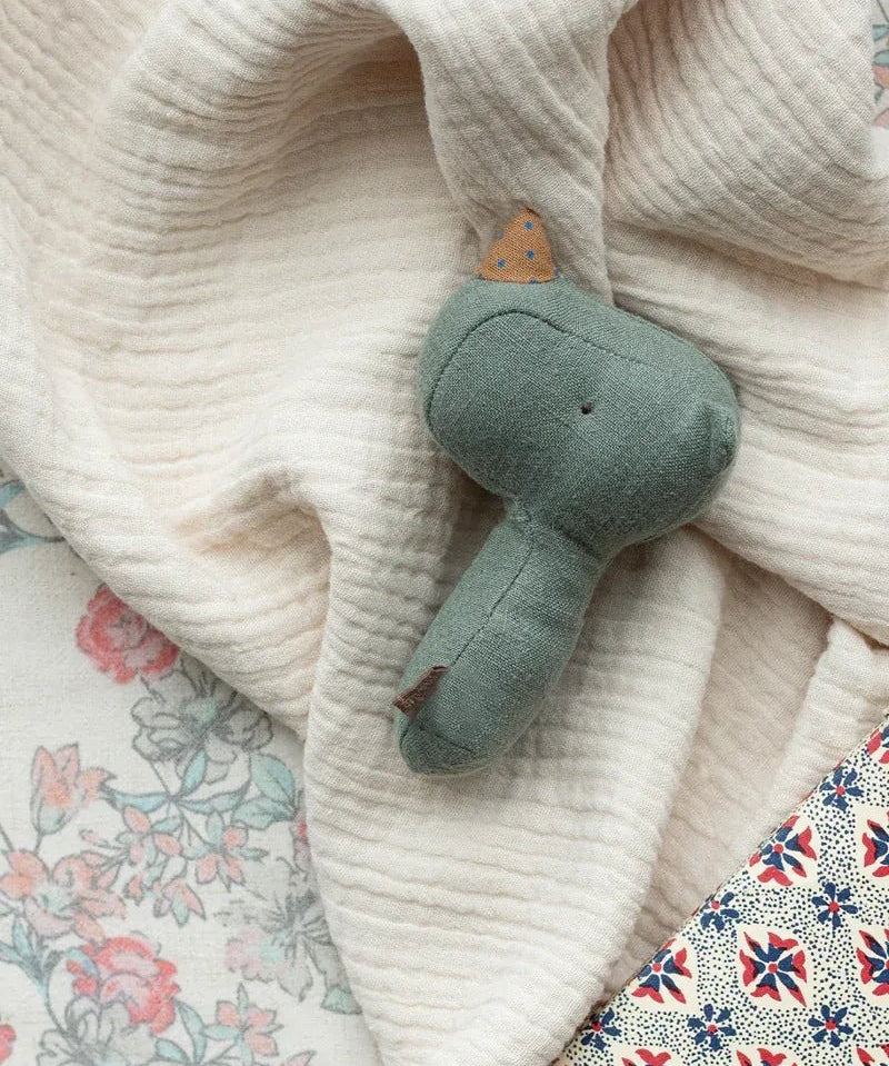 Maileg - LULLABY FRIENDS Rassel Nashorn • Kiefergrün - ROSA ECK