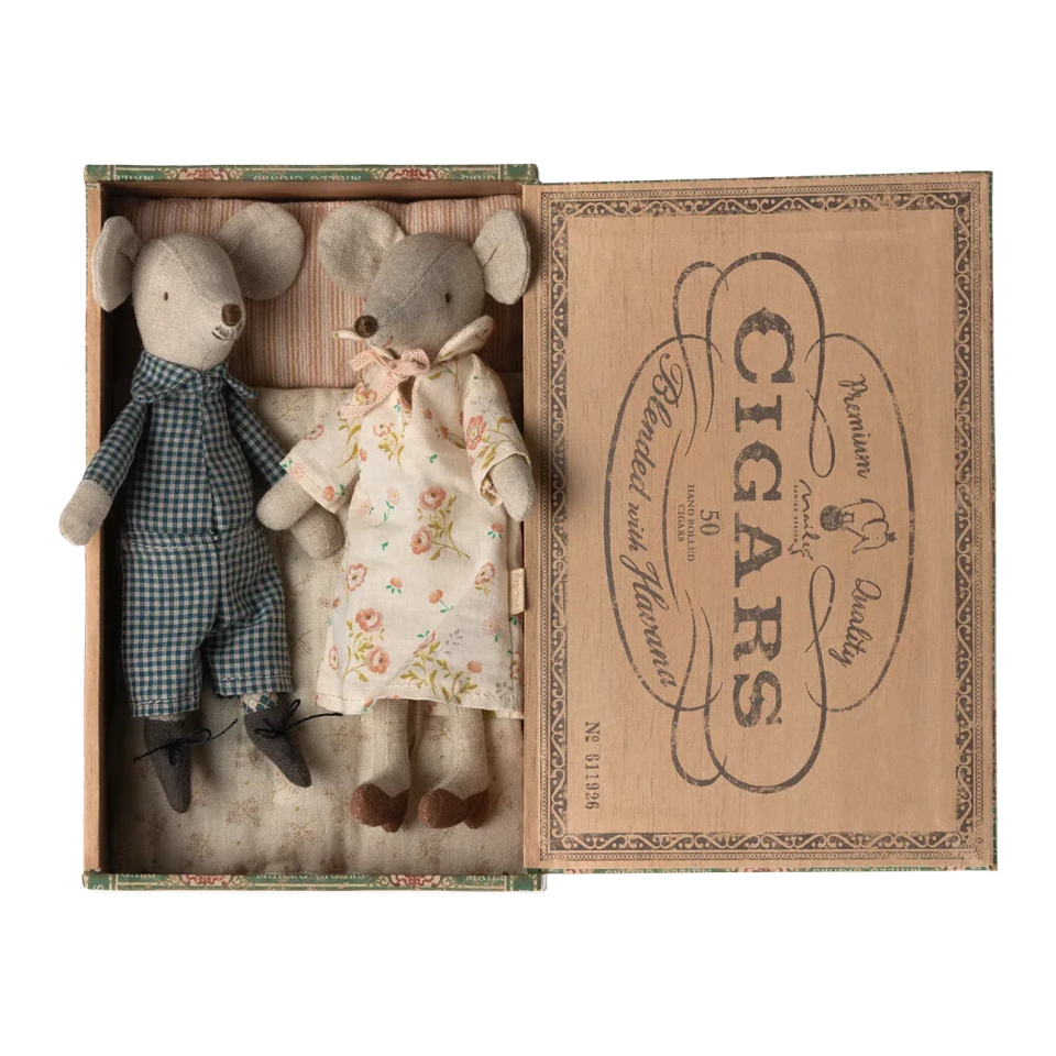 Maileg - Maileg Oma und Opa Maus in Box - Spielzeug - ROSA ECK Concept Store