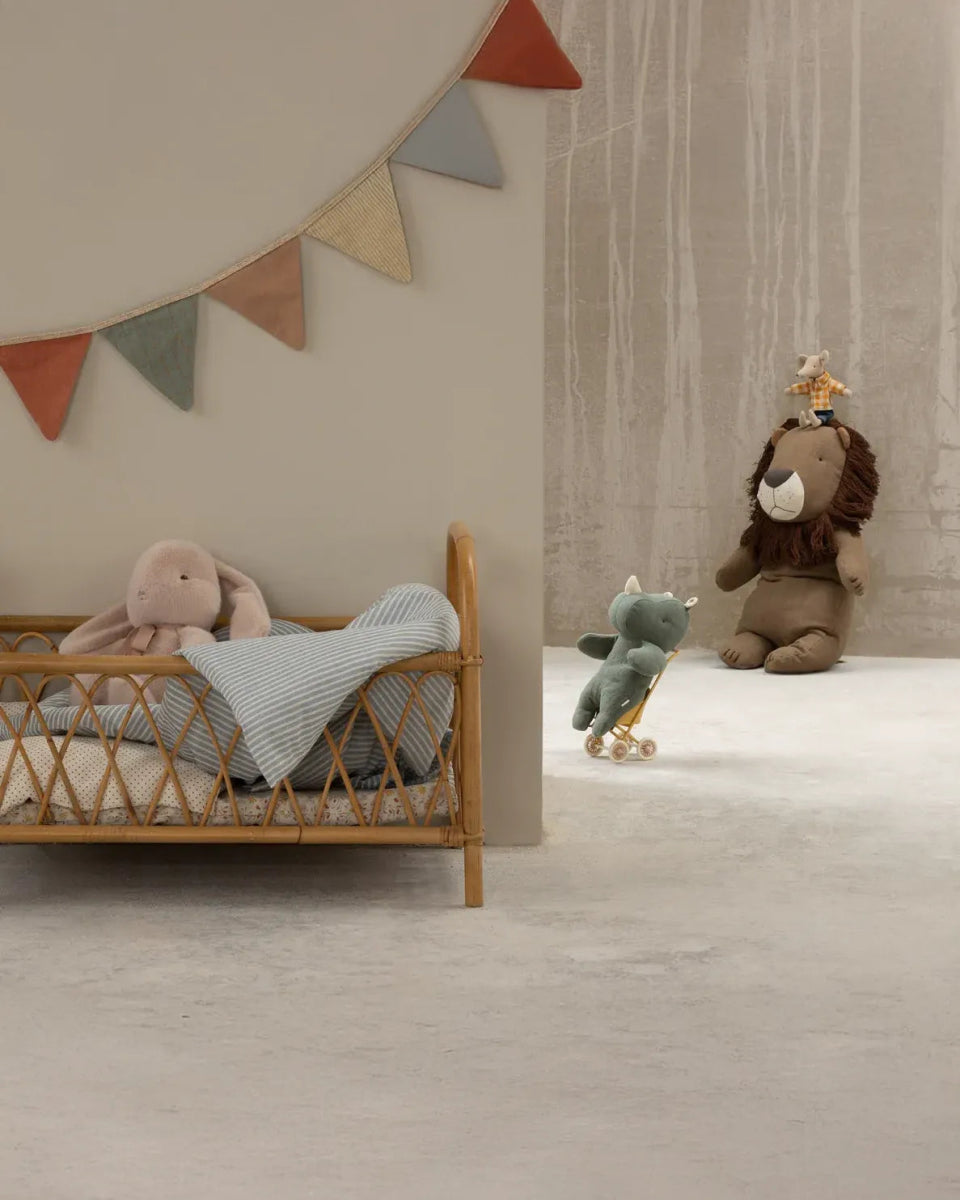 Maileg - SAFARI FRIENDS Nashorn • Klein - Rauchblau - Stofftier - ROSA ECK Concept Store