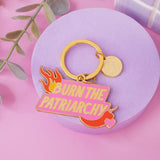 MALICIEUSE - BURN THE PATRIARCHY Schlüsselanhänger - ROSA ECK