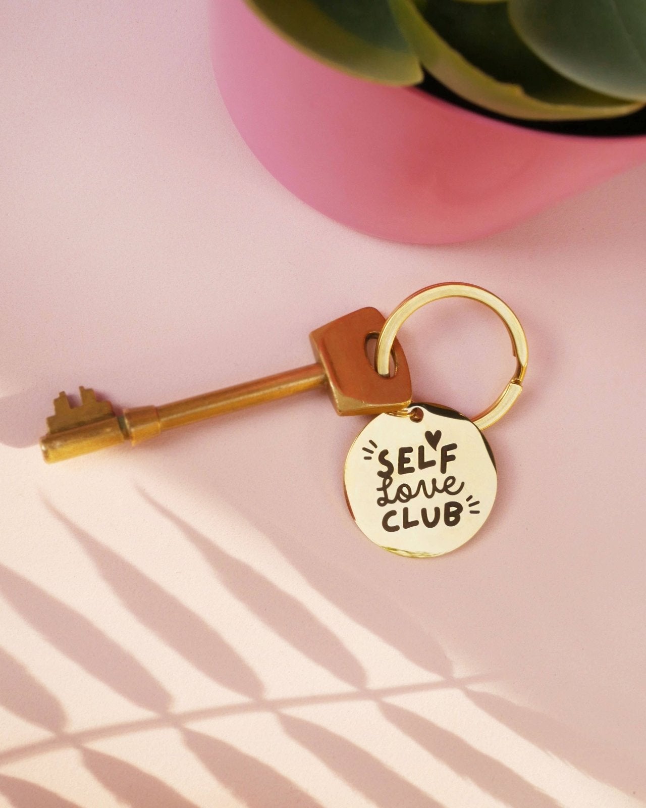 MALICIEUSE - SELF LOVE CLUB Schlüsselanhänger - ROSA ECK