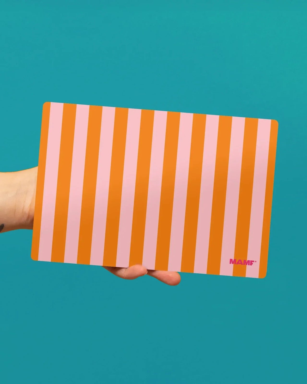 MAMF - YVES SAINT CROISSANT Frühstücksbrettchen - Tablett - ROSA ECK