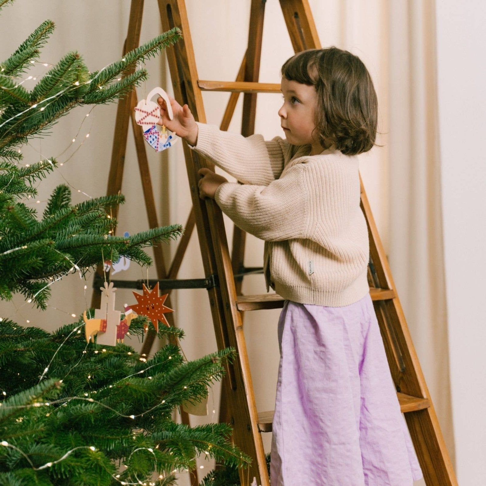 milin - Weihnachtsanhänger aus Holz • Star - Dekoration - ROSA ECK