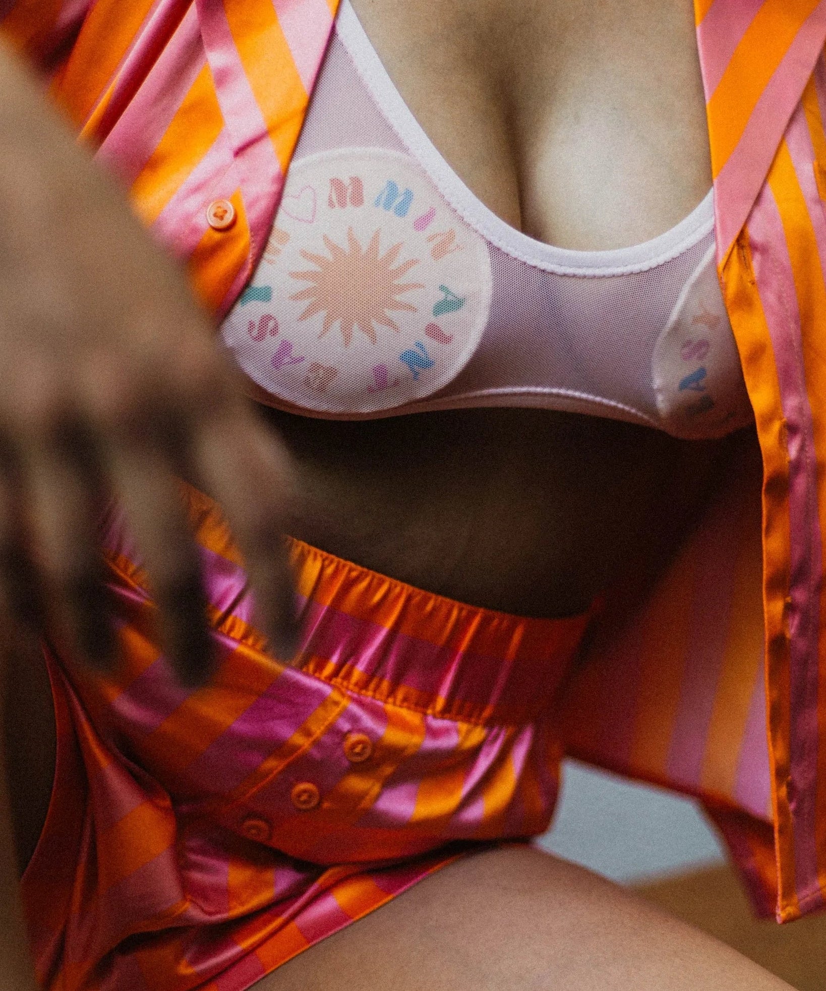 moodie - Waschbare Stilleinlagen • mommin ain't easy - ROSA ECK