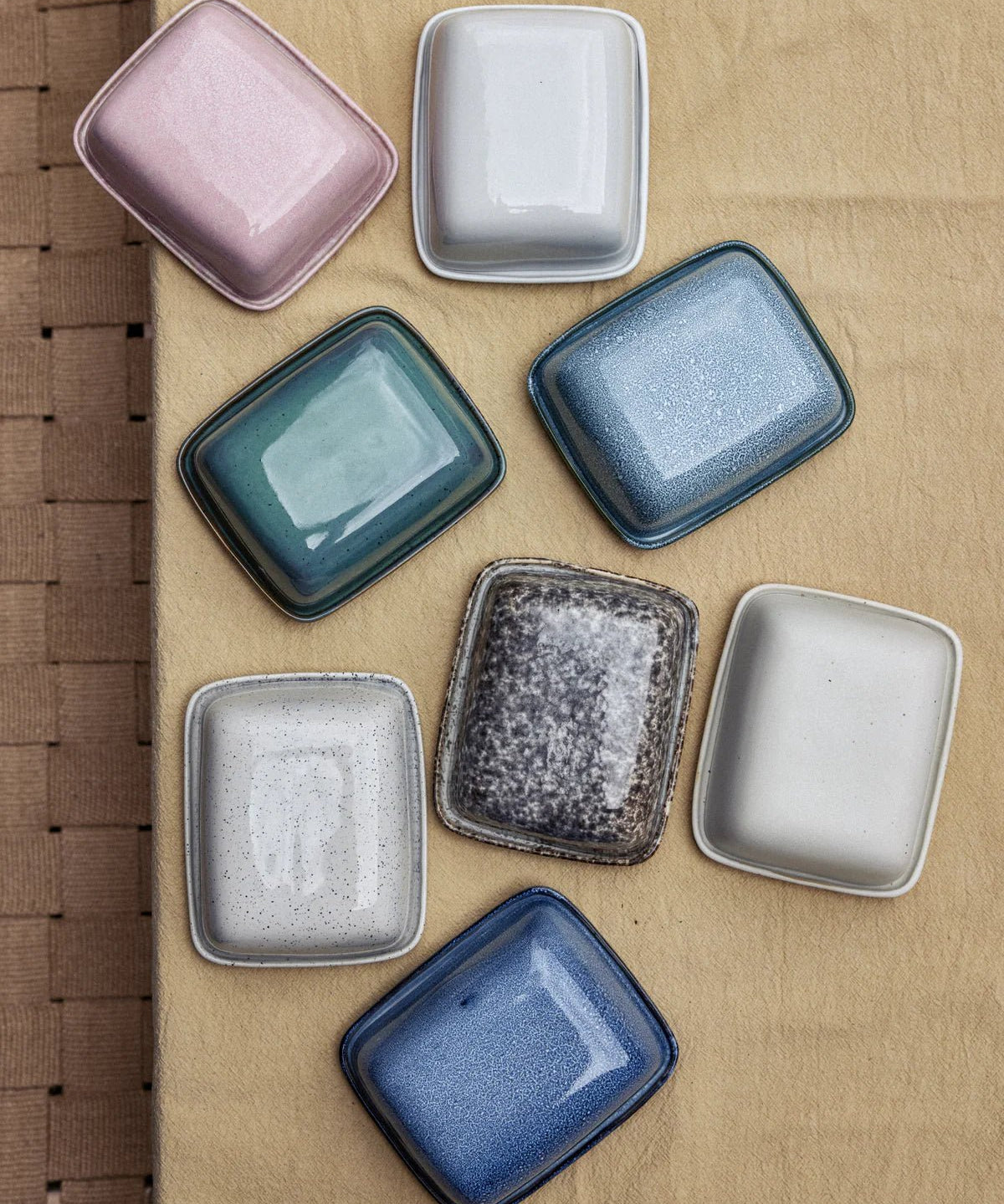 onomao - MANTEIGA Butterdose Naturweiß - Butterdose - ROSA ECK