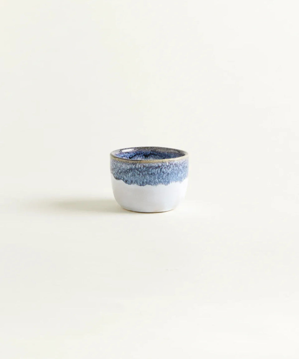 onomao - TRADITIONELL Kleiner Becher (150 ml) • Graublau Dipped - Kaffee - und Teetasse - ROSA ECK Concept Store