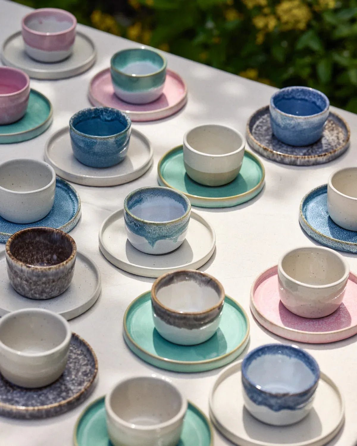 onomao - TRADITIONELL Kleiner Becher • Steingrau Dipped - Kaffee - und Teetasse - ROSA ECK