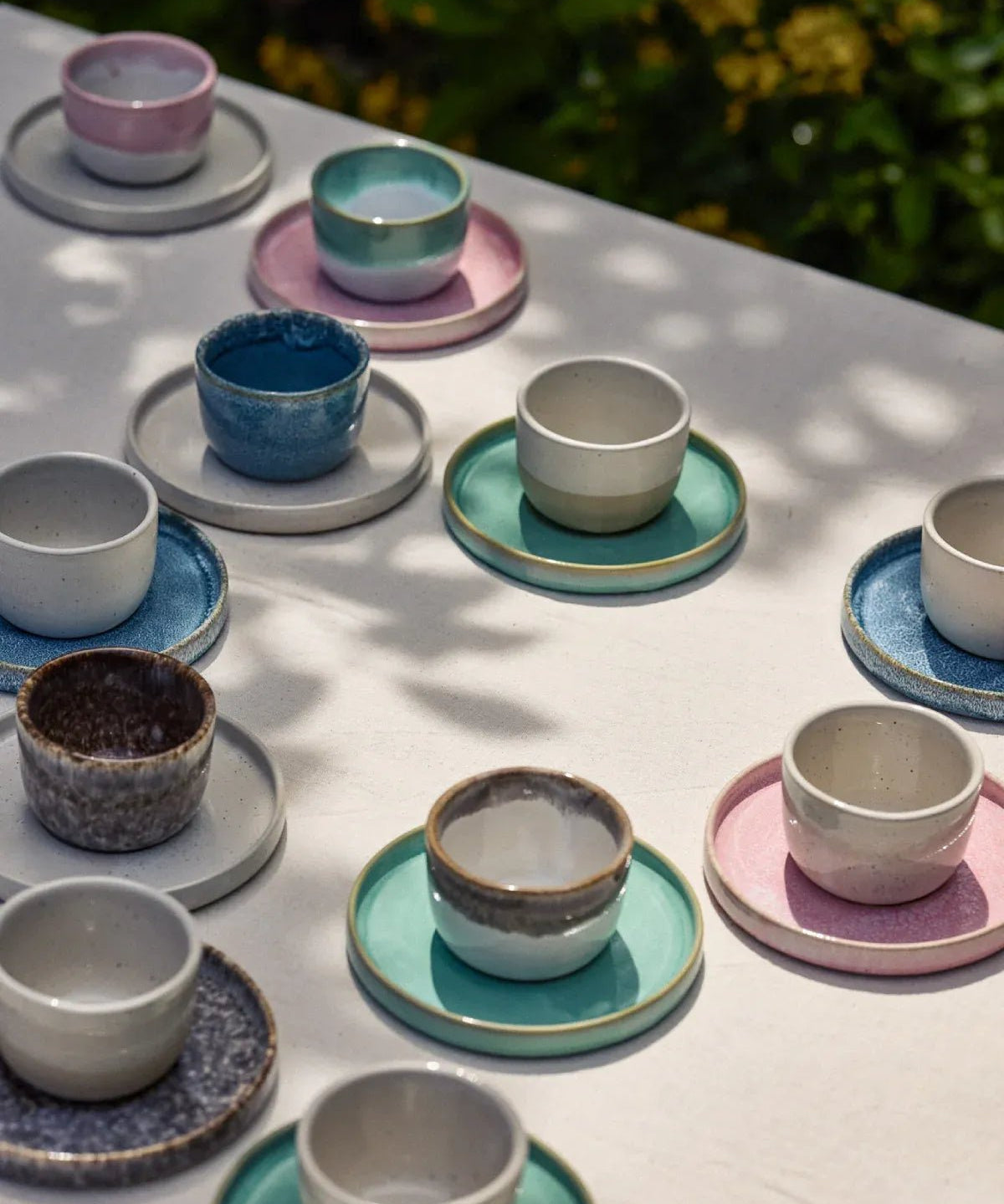 onomao - TRADITIONELL Kleiner Becher • Steingrau Dipped - Kaffee - und Teetasse - ROSA ECK