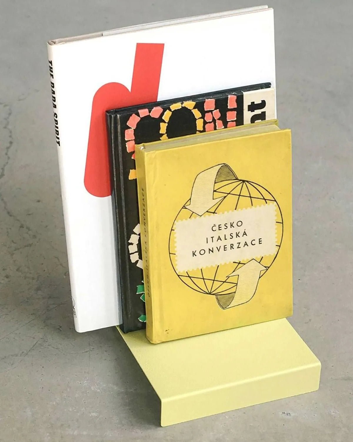 Penco - Buchständer • Yellow - ROSA ECK