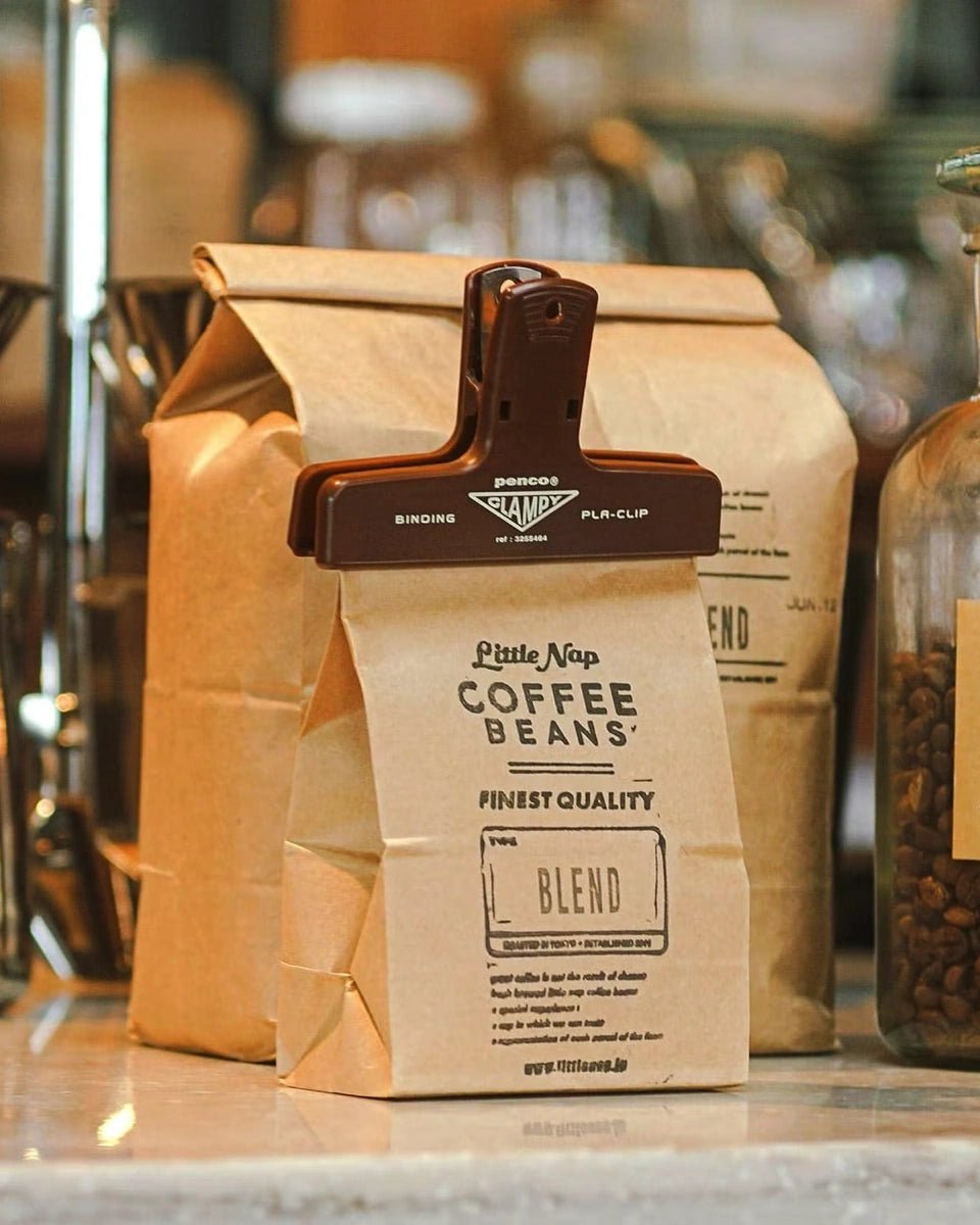 Penco - CLAMPY PlaClip Papierklammer • Clear Blue - ROSA ECK