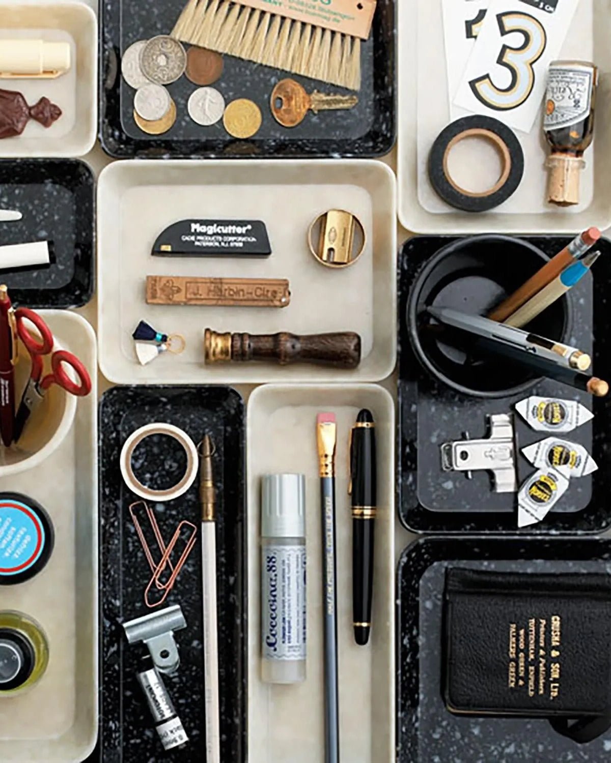 Penco - Schreibtischablage (S) • Mustard - ROSA ECK