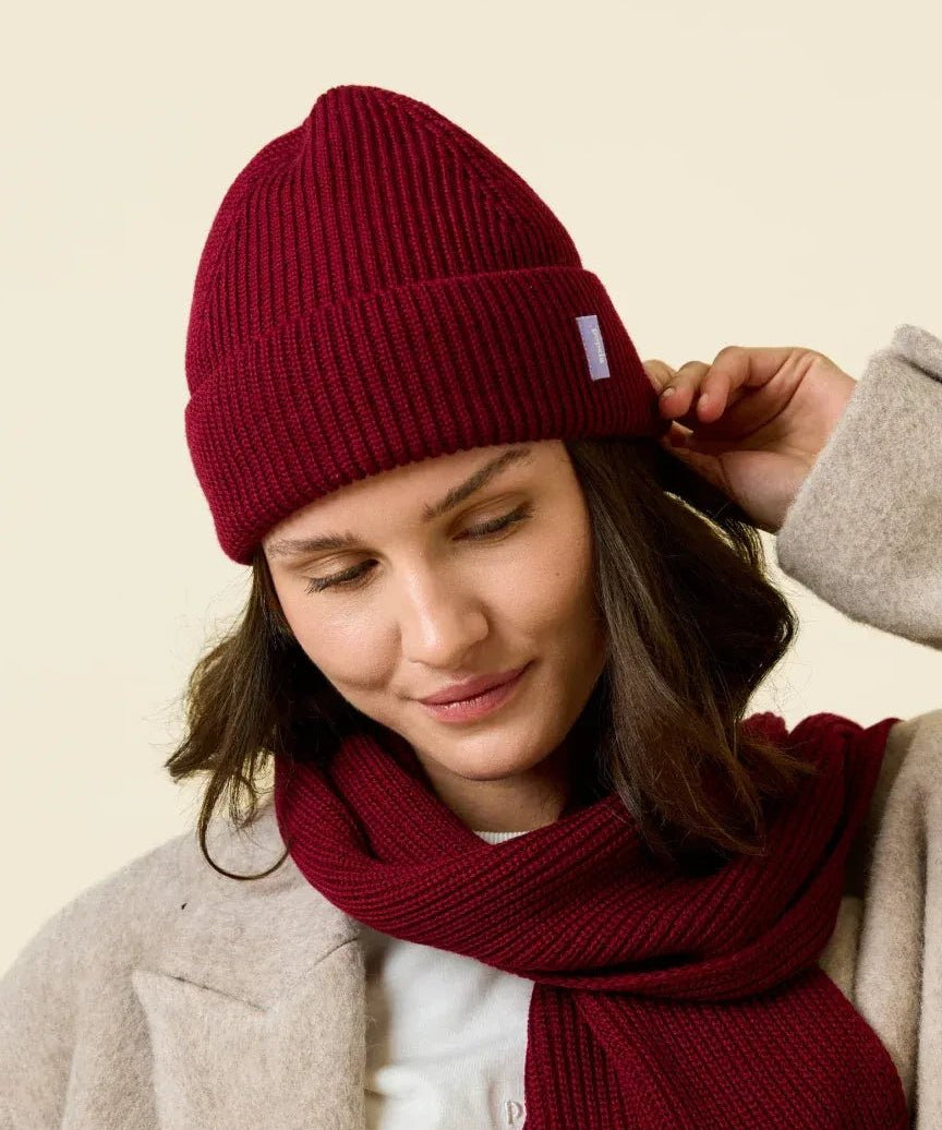 Popeia - Beanie aus Merinowolle • Bordeaux - Beanie - ROSA ECK