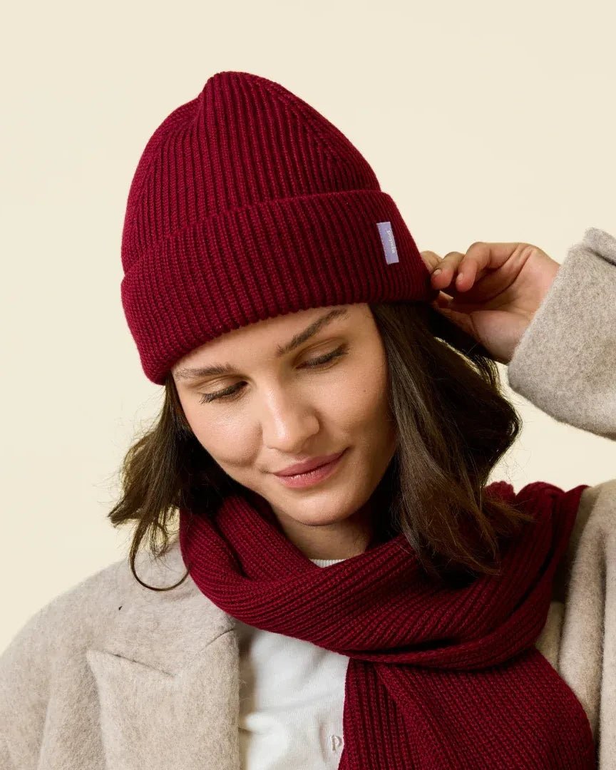 Popeia - Beanie aus Merinowolle • Bordeaux - Beanie - ROSA ECK