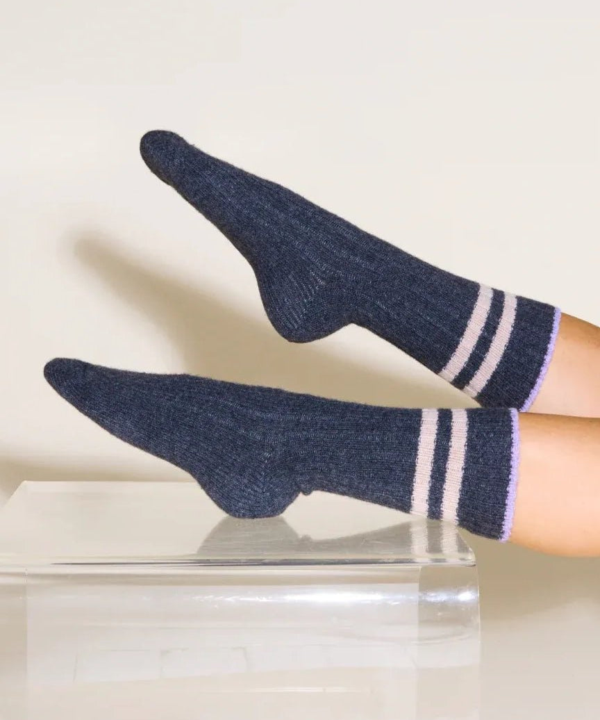 popeia - Dicke Stricksocken aus Wolle • Grau mit Streifen - Socken - ROSA ECK
