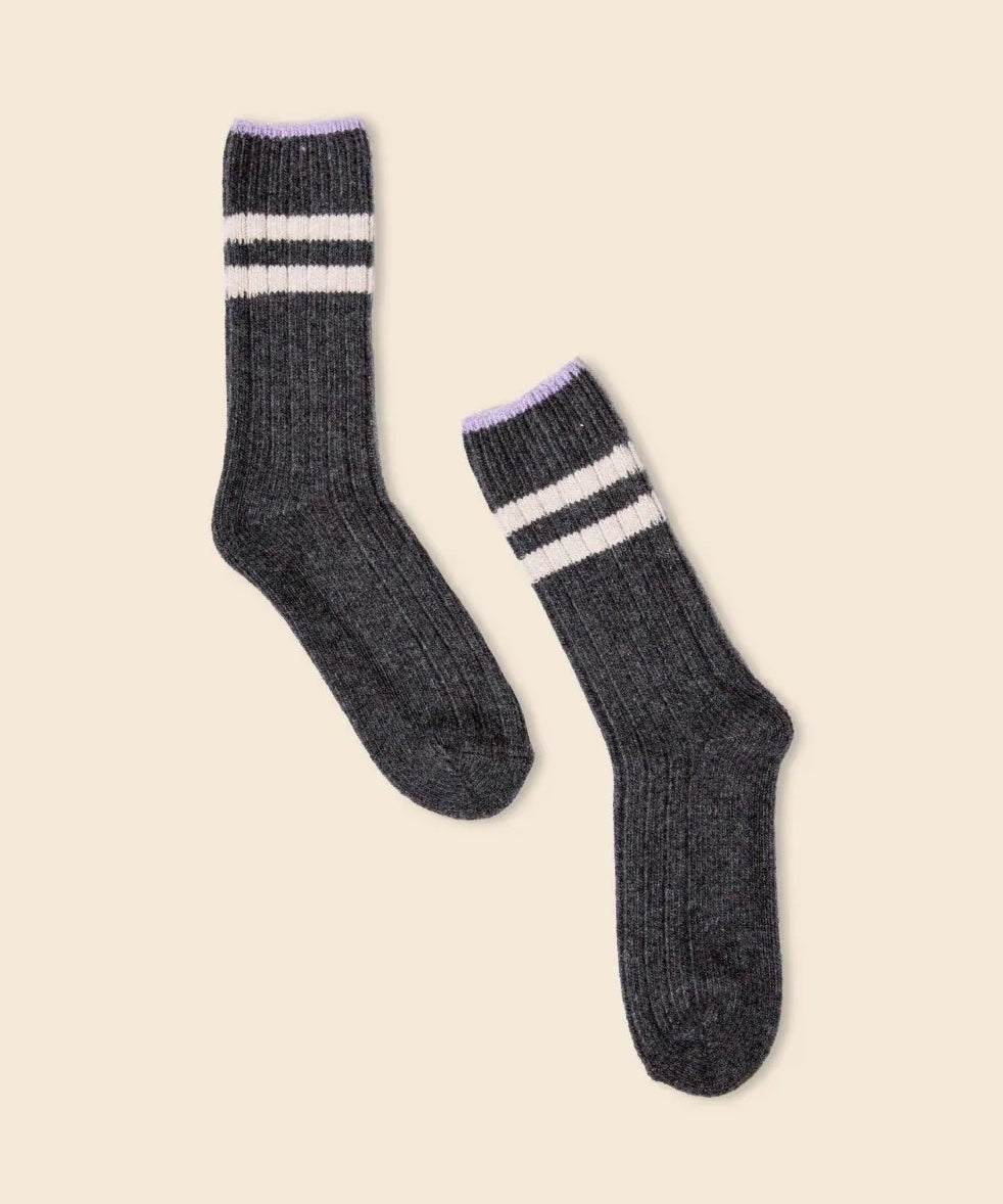 popeia - Dicke Stricksocken aus Wolle • Grau mit Streifen - Socken - ROSA ECK