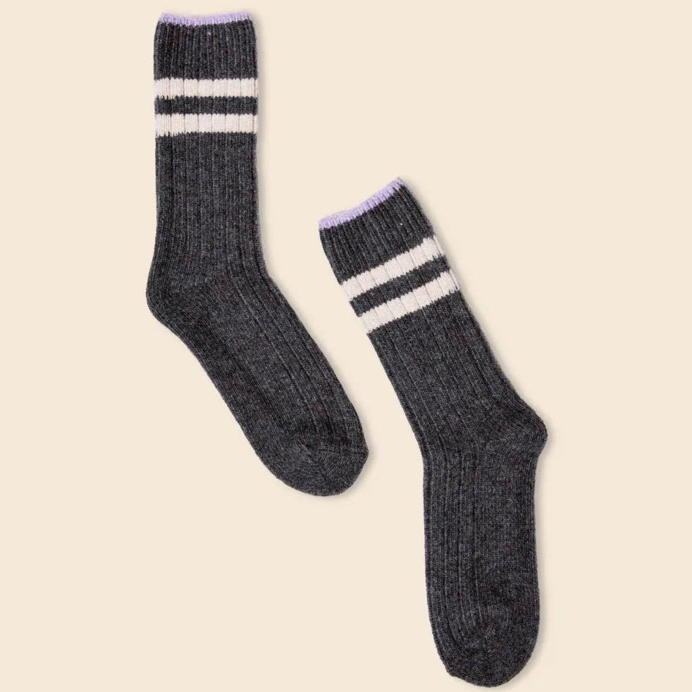 popeia - Dicke Stricksocken aus Wolle • Grau mit Streifen - Socken - ROSA ECK