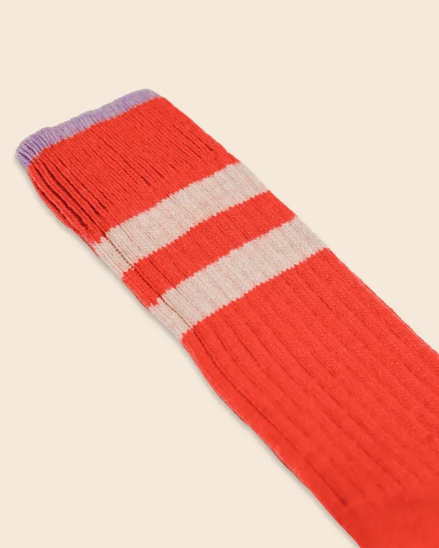 Popeia - Dünne Stricksocken aus Wolle • Rot - Socken - ROSA ECK