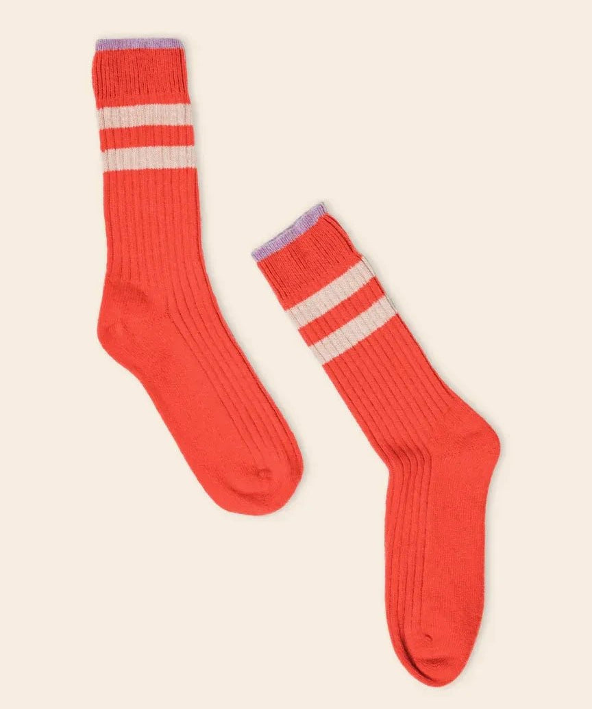 Popeia - Dünne Stricksocken aus Wolle • Rot - Socken - ROSA ECK