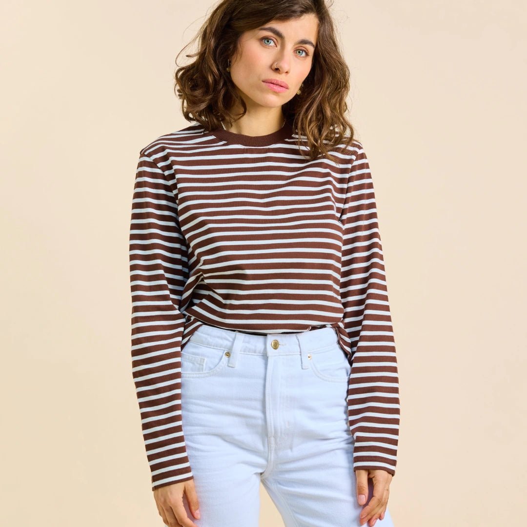 Gestreiftes Langarmshirt in Braun und Cremeweiß – Ansicht 3