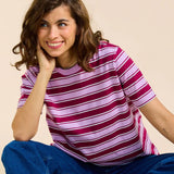 popeia - T-Shirt Gestreift aus Bio - Baumwolle • Aubergine/Pink - ROSA ECK