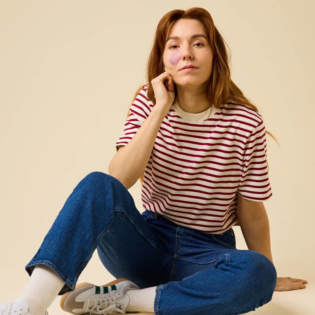 popeia - T-Shirt Gestreift aus Bio - Baumwolle | Bordeaux/Off - White - T-Shirt - ROSA ECK Concept Store
