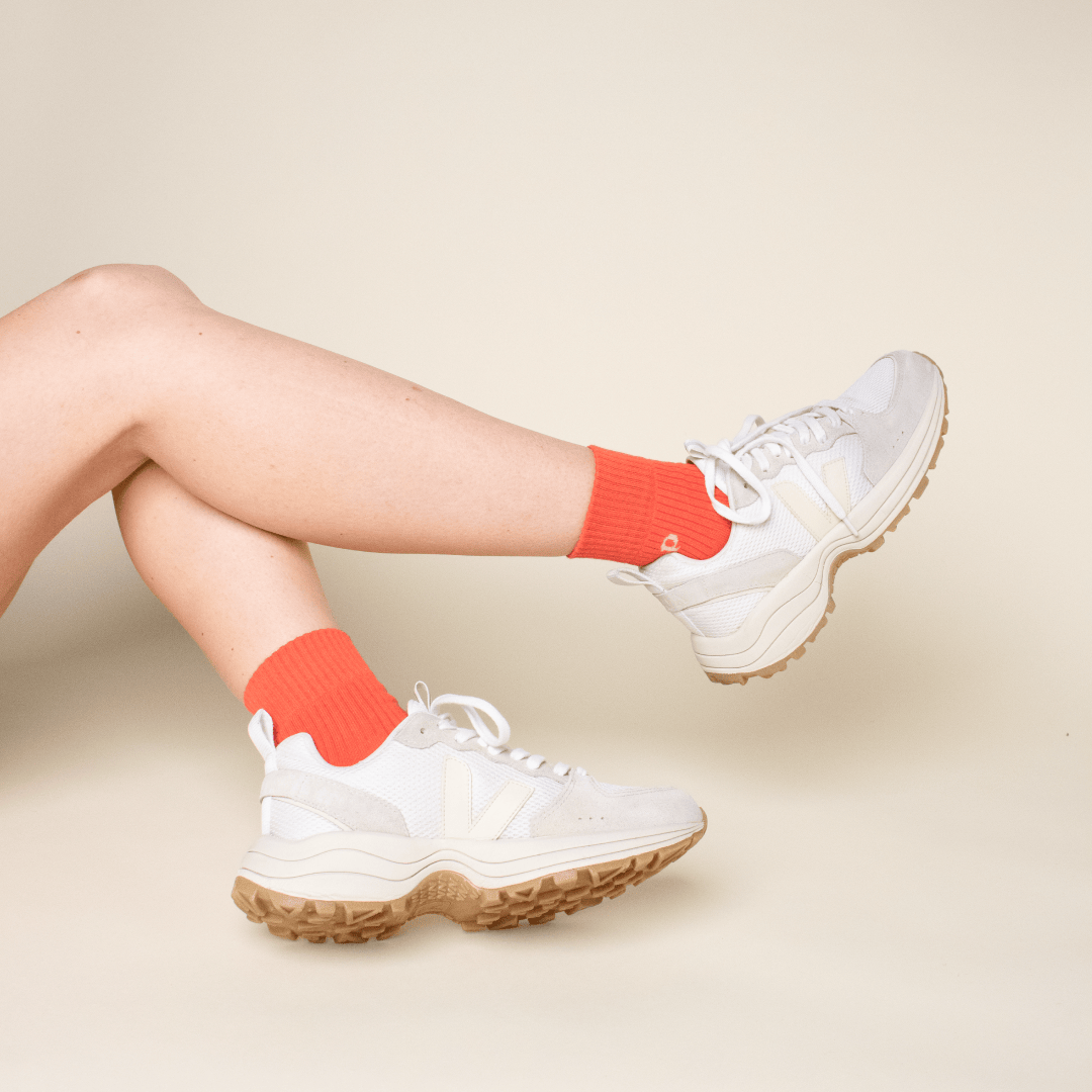 popeia - THE CASUAL Socken aus Bio - Baumwolle | Aperol Rot - ROSA ECK