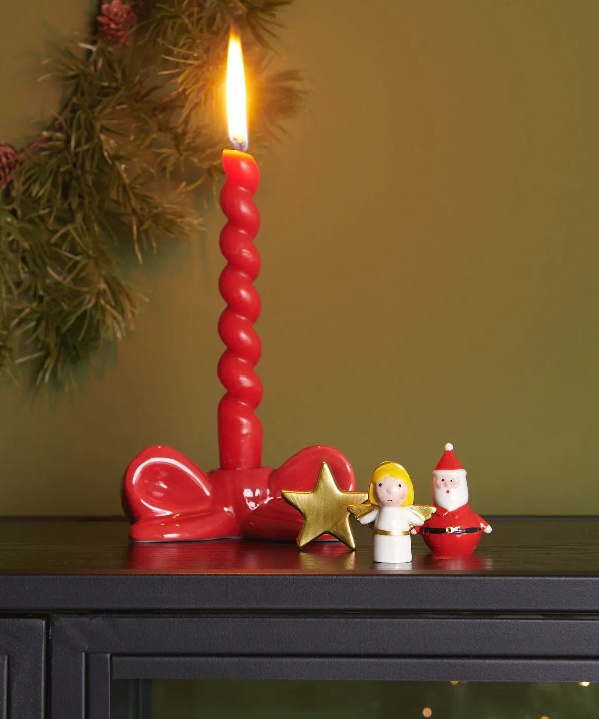 Rico Design - Porzellan Kerzenhalter Schleife • Rot - Kerzenständer - ROSA ECK