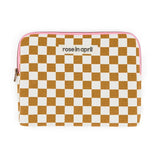 Rose in April - ANOUK iPad - Hülle • Checks Caramel - ROSA ECK