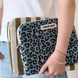 Rose in April - ANOUK iPad - Hülle • Graou Blue Sky - ROSA ECK