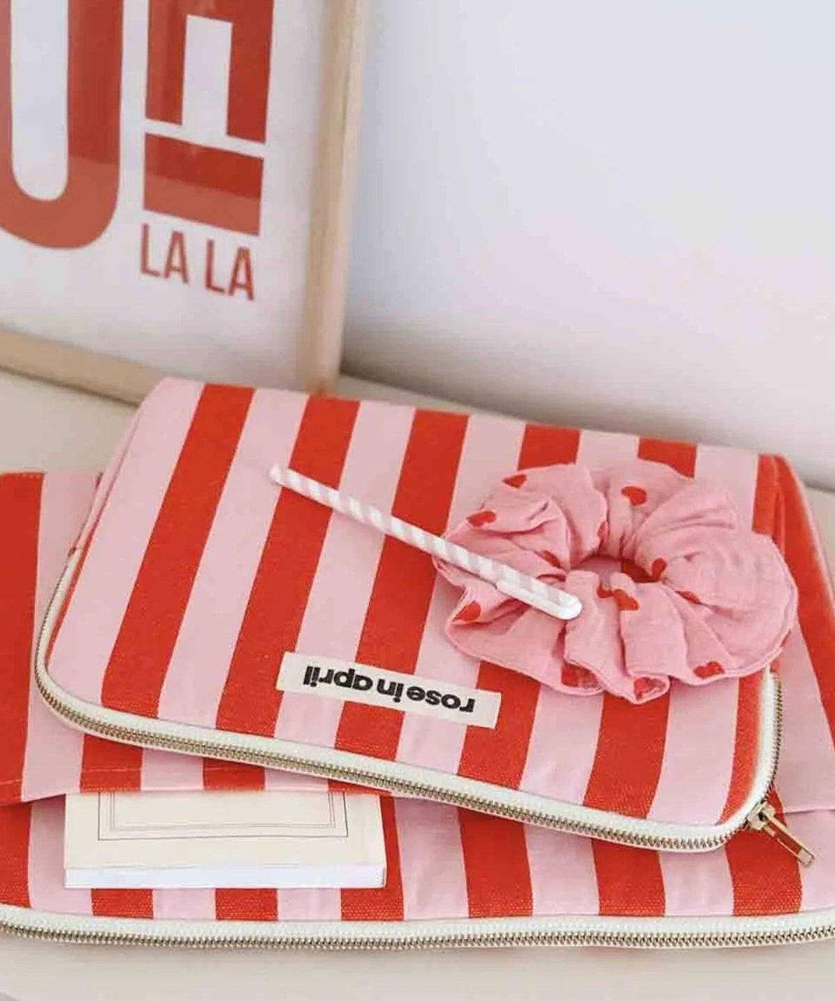 Rose in April - ANOUK iPad - Hülle • Stripes Tomato/Candy - iPad - Hülle - ROSA ECK