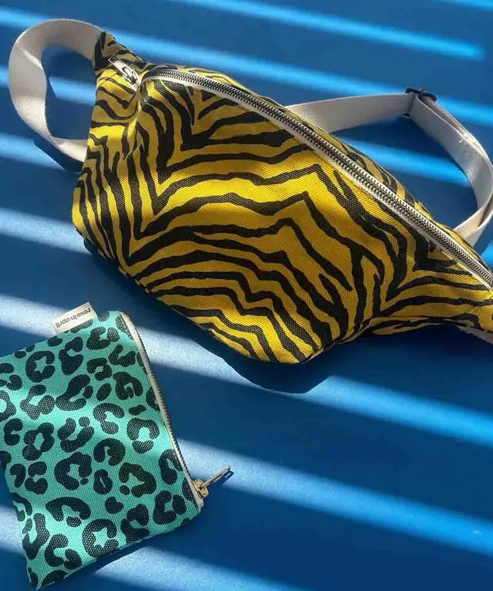 Rose in April - BANANA Bauchtasche • Zebra Bambou/Black - Bauchtasche - ROSA ECK
