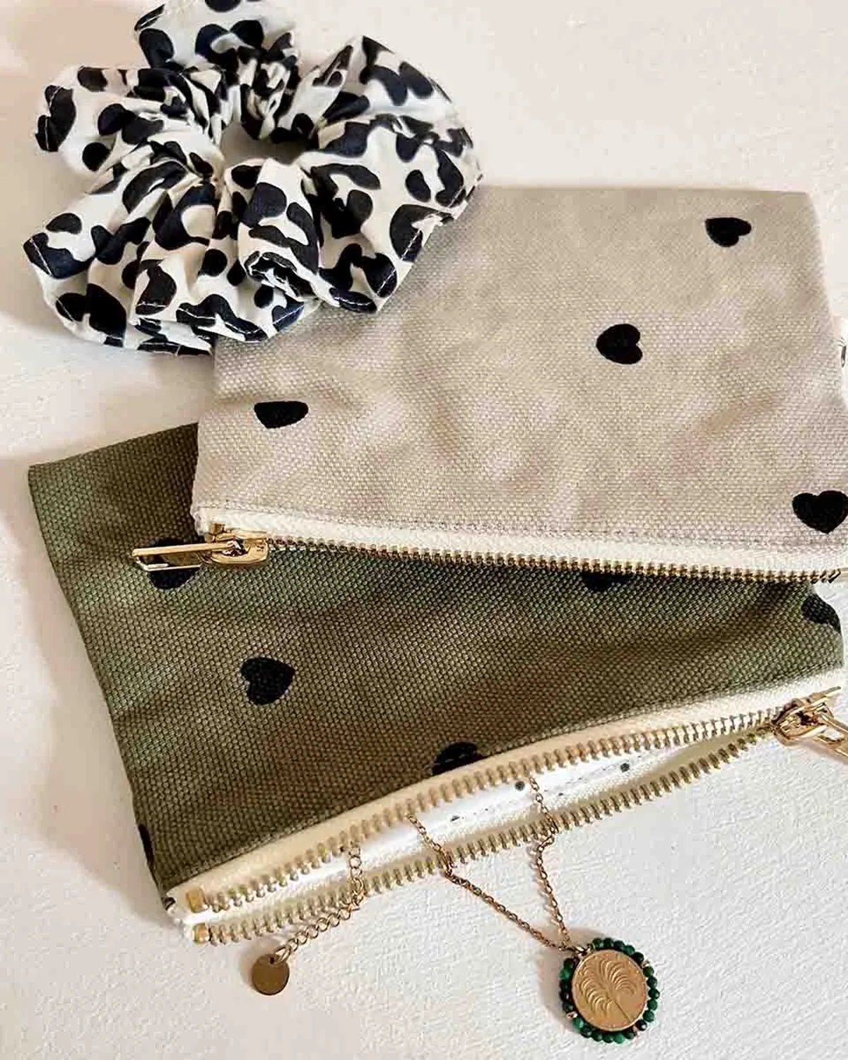 Rose in April - CHOUCHOU Haargummi • Leopard Weiß - Haargummi - ROSA ECK