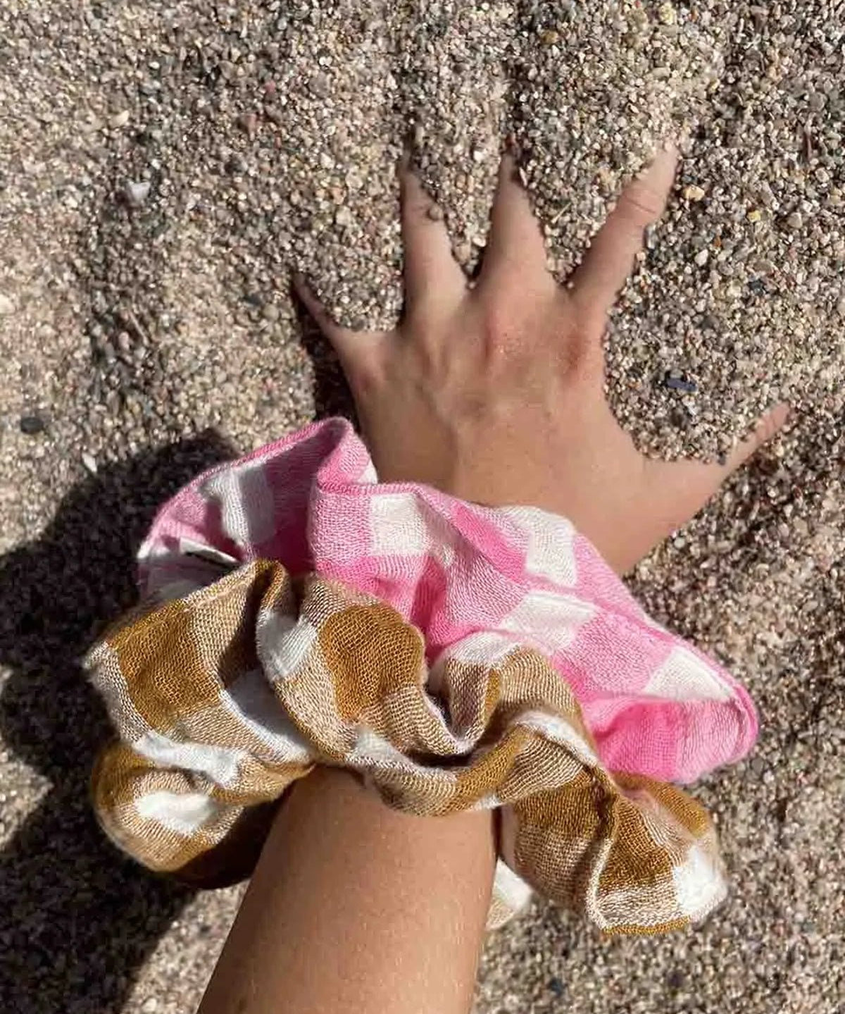 Rose in April - CHOUCHOU Haargummi • Vichy Caramel - Haargummi - ROSA ECK