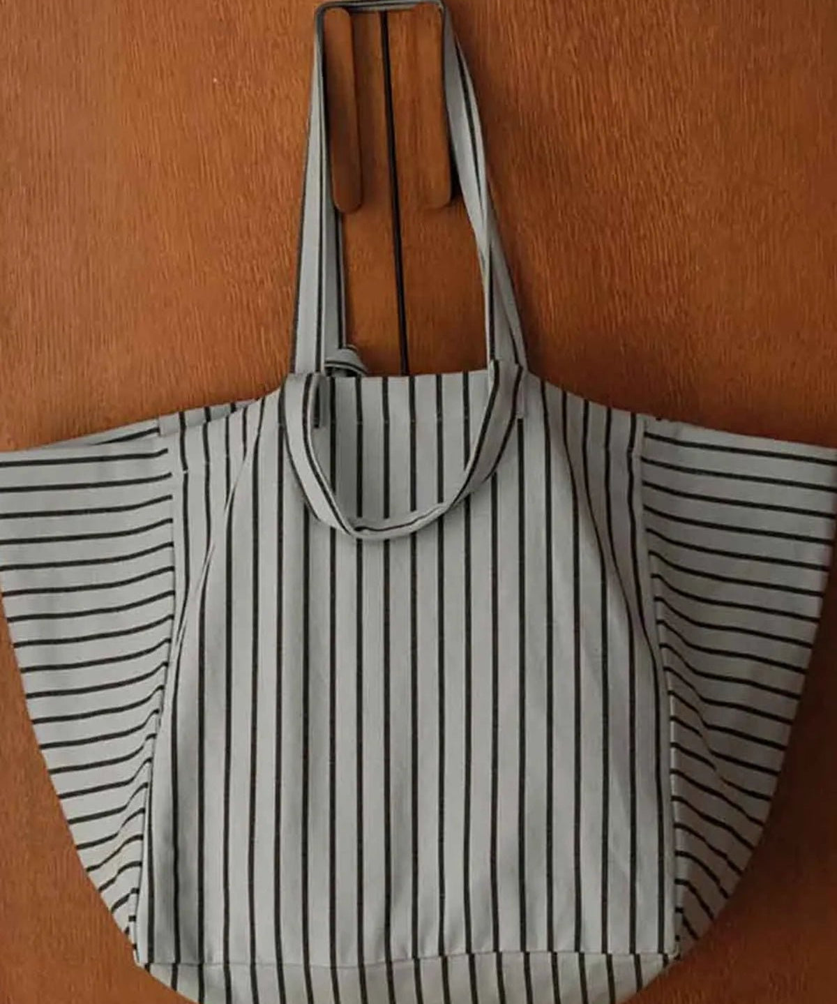 Rose in April - ELISA Einkaufstasche • Stripes Tennis Blue sky - Tasche - ROSA ECK