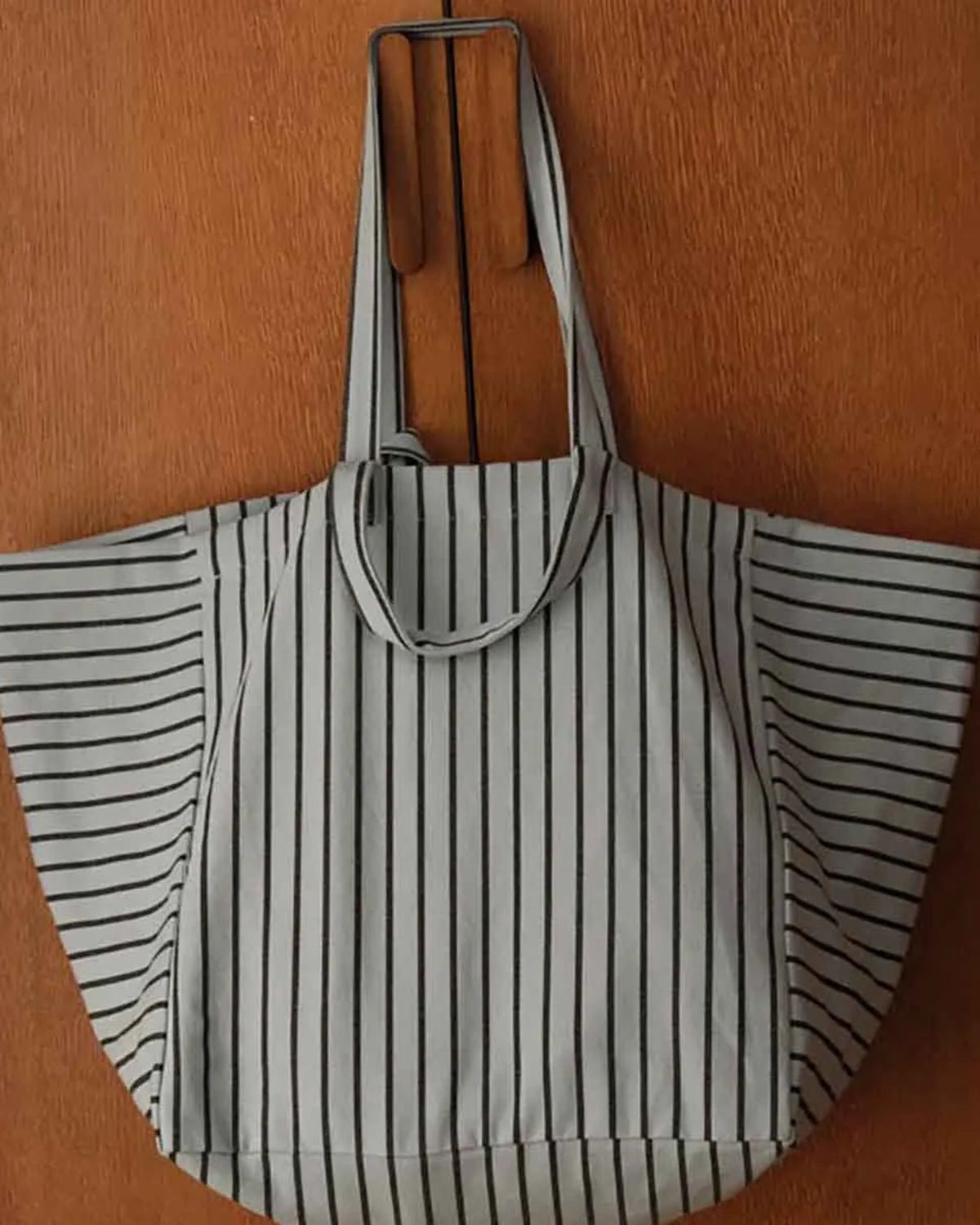 Rose in April - ELISA Einkaufstasche • Stripes Tennis Blue sky - Tasche - ROSA ECK