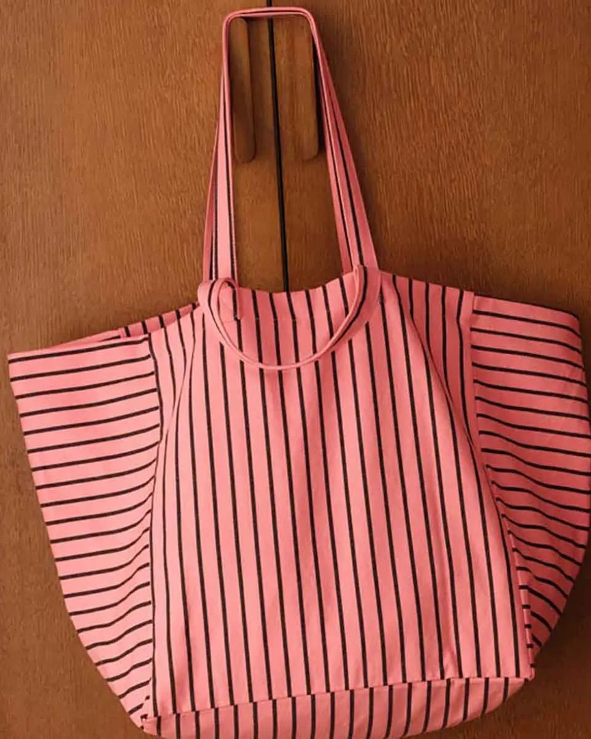 Rose in April - ELISA Einkaufstasche • Stripes Tennis Funky pink - Tasche - ROSA ECK
