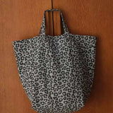 Rose in April - ELISABETH Einkaufstasche • Graou Blue Sky - ROSA ECK