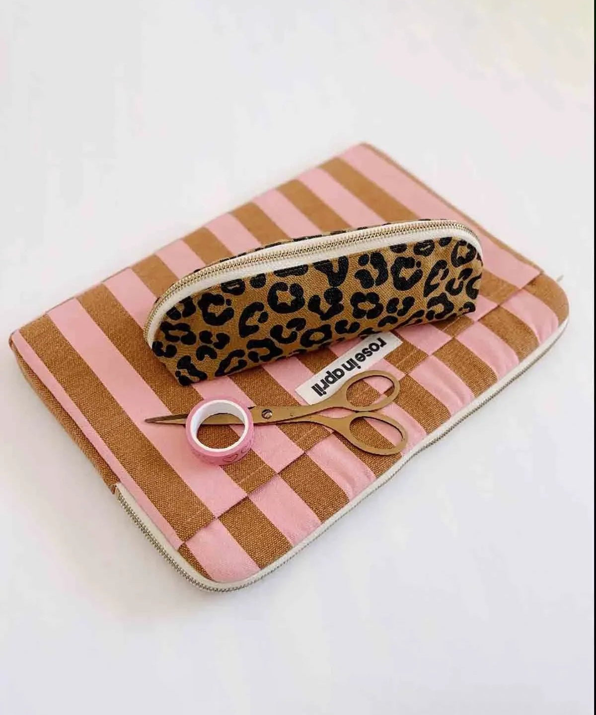 Rose in April - GASTON Federmäppchen • Graou Caramel - Federmäppchen - ROSA ECK