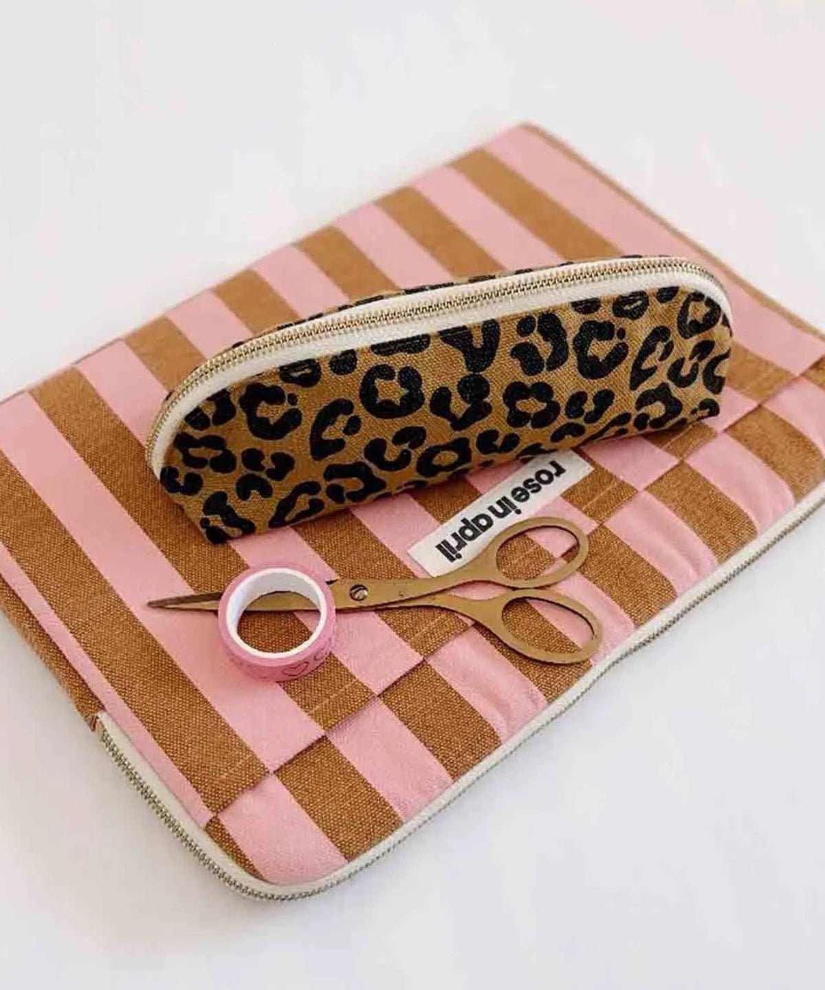 Rose in April - GASTON Federmäppchen • Graou Caramel - Federmäppchen - ROSA ECK