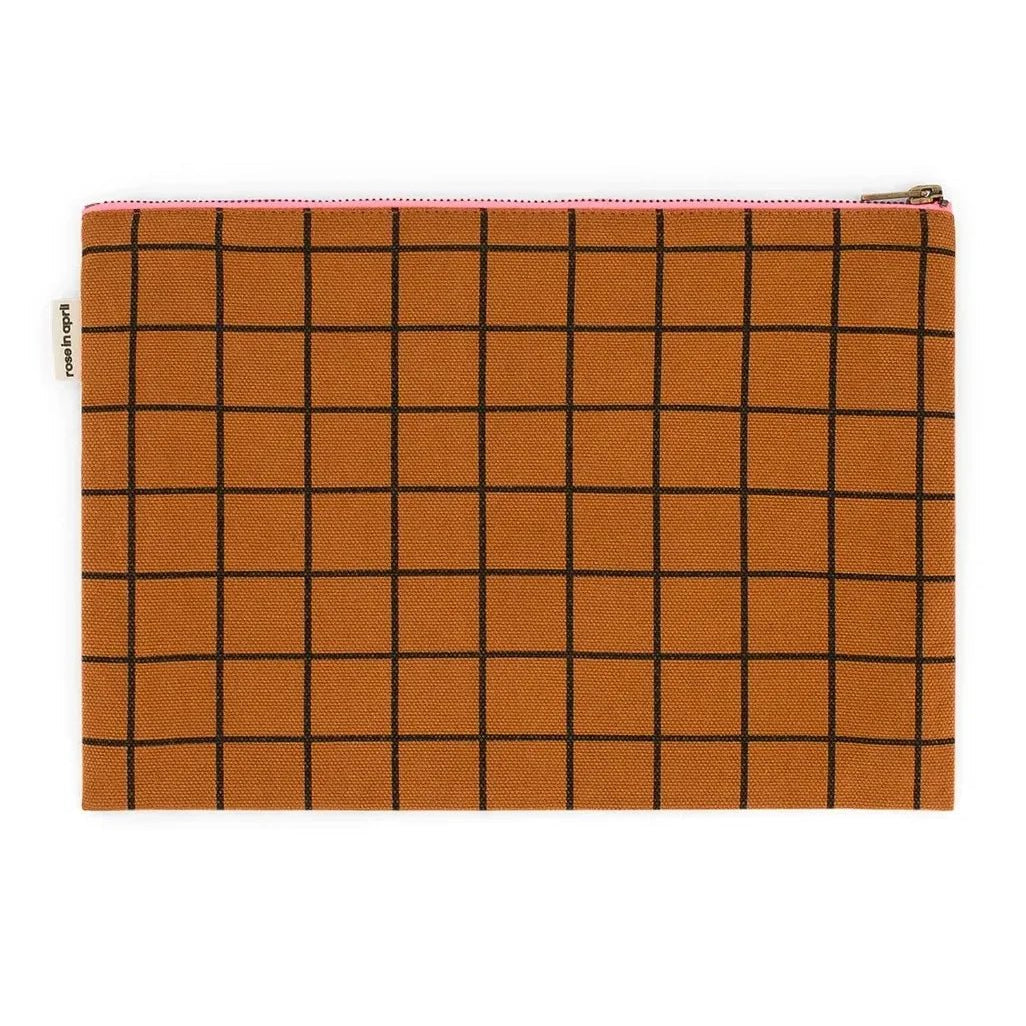 Rose in April - LILI Etui • Check Ginger - ROSA ECK