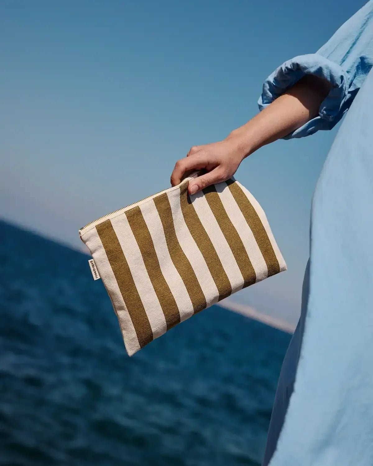 Rose in April - LILI Etui • Stripes Olive/Greige - ROSA ECK