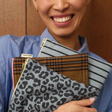 Rose in April - LILI Handtasche • Leo Blue Sky - Beutel - ROSA ECK