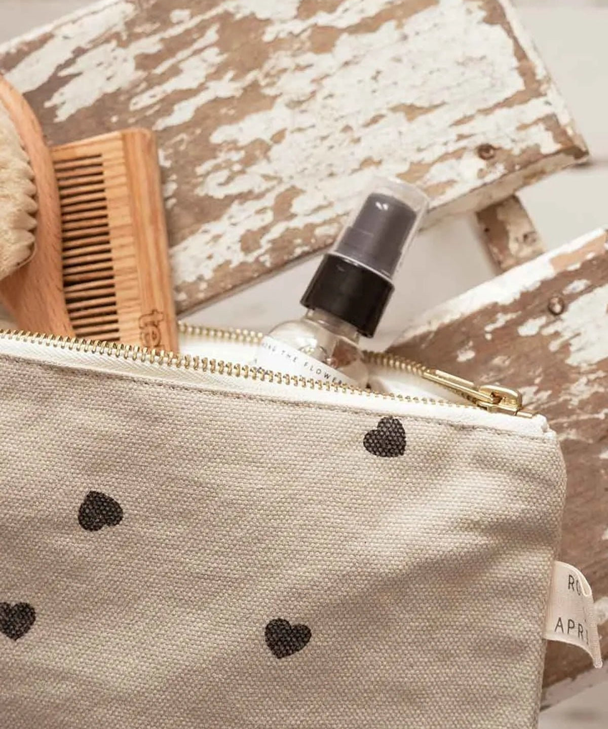 Rose in April - LILI Handtasche • Sand Heart - Beutel - ROSA ECK