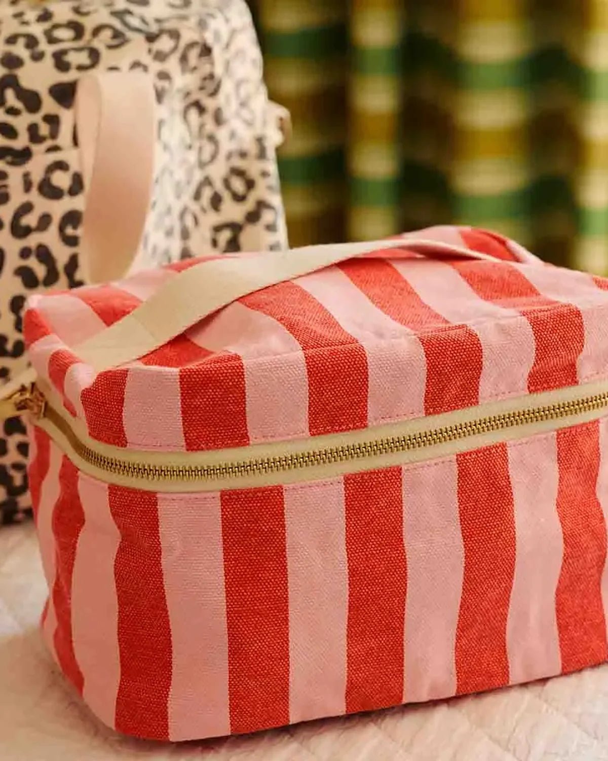 Rose in April - OONA Beautycase • Stripes Tomato/Candy - ROSA ECK