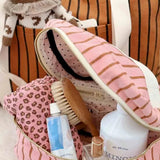 Rose in April - OONA Beautycase • Tennis Pecan/Strawberry - ROSA ECK