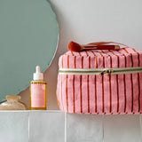 Rose in April - OONA Beautycase • Tennis Pecan/Strawberry - ROSA ECK