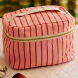 Rose in April - OONA Beautycase • Tennis Pecan/Strawberry - ROSA ECK