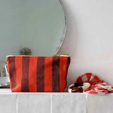 Rose in April - SOFIA Kleiner Kulturbeutel • Stripes Brown/Tomato - ROSA ECK