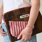 Rose in April - SOFIA Kleiner Kulturbeutel • Stripes Tennis Funky Pink - ROSA ECK